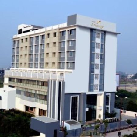 Lineage Hotel Lucknow Exterior photo